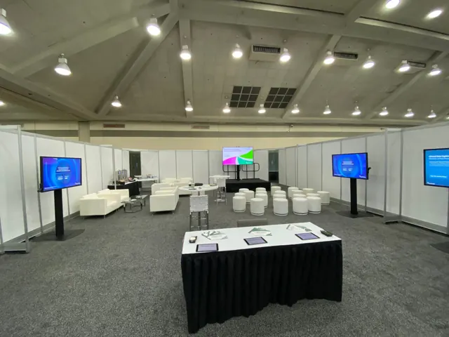 Trade show booth with BrightPipe technology